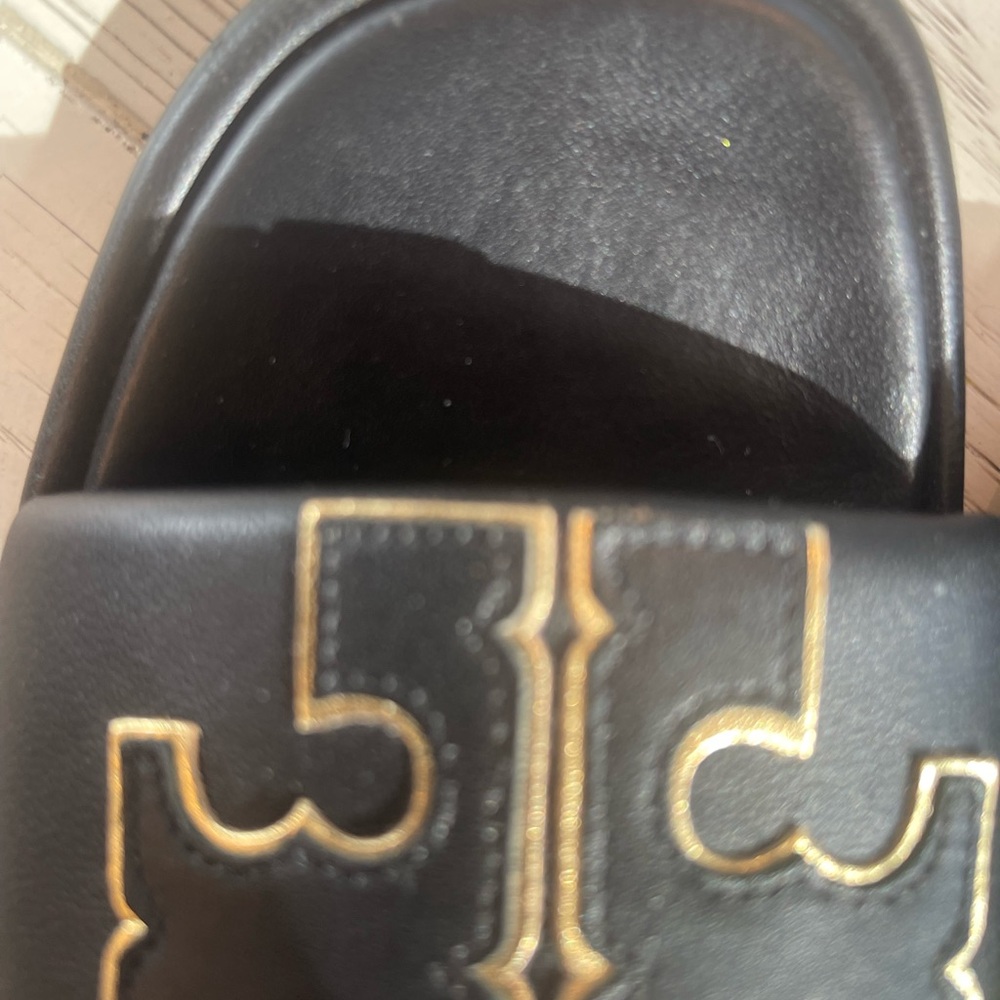 Gorgeous Tory Burch Black Leather Slides with Gold Detailing! - Picture 10 of 14